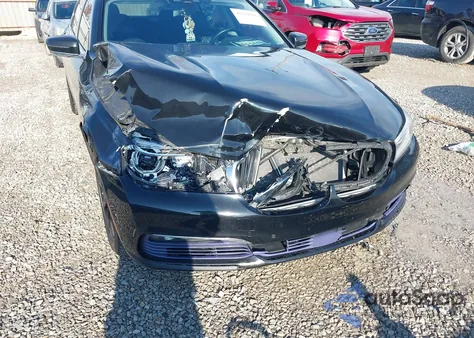 2016 BMW 750I xDrive из США, поврежденный, VIN WBA7F2C59GG420046